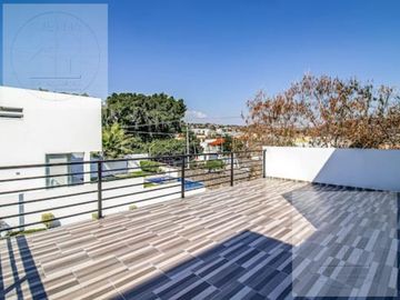 CASA EN VENTA EN BURGOS BUGAMBILIA