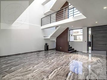 CASA EN VENTA EN BURGOS BUGAMBILIA
