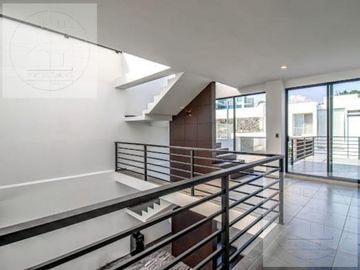 CASA EN VENTA EN BURGOS BUGAMBILIA