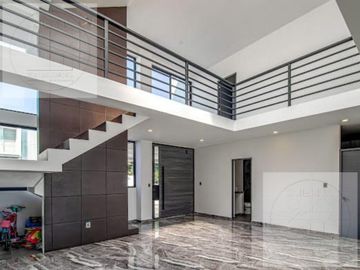 CASA EN VENTA EN BURGOS BUGAMBILIA