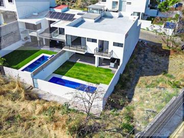 CASA EN VENTA EN BURGOS BUGAMBILIA