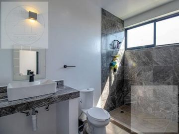 CASA EN VENTA EN BURGOS BUGAMBILIA
