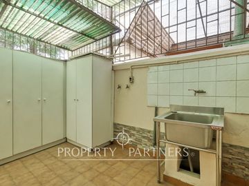 Amplia Casa Familiar con Vida de Barrio – Los Adoquines, Ñuñoa