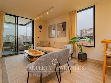 Moderno departamento semi nuevo en Las Condes!