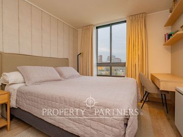 Moderno departamento semi nuevo en Las Condes!
