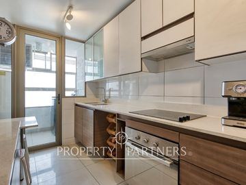 Venta de maravilloso departamento a pasos del metro Plaza Egaña!