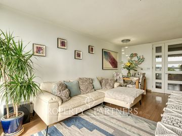 Venta de maravilloso departamento a pasos del metro Plaza Egaña!