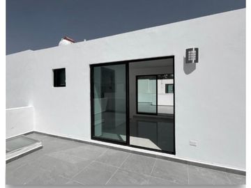 Casa En Venta En Fraccionamiento En La Radial