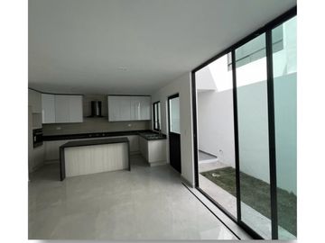 Casa En Venta Excelente Ubicación Junto A Arboreto