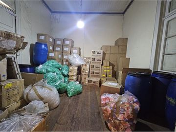 Propiedad industrial a pasos de av santa rosa