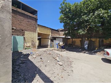 Propiedad industrial a pasos de av santa rosa