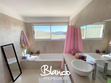 Casa en Venta en San Matias, Escobar, G.B.A. Zona Norte, Argentina