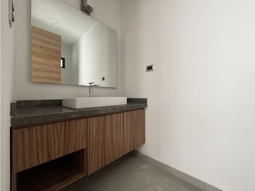 Casa En Venta Con Recamara En Planta Baja Parque Chiapas
