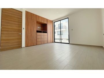 Casa En Venta Con Recamara En Planta Baja Parque Chiapas