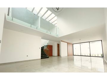 Casa En Venta Con Recamara En Planta Baja Parque Chiapas