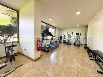 Venta Departamento 3 dormitorios 3 baños Las Condes Metro H. Magallanes
