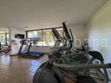 Venta Departamento 3 dormitorios 3 baños Las Condes Metro H. Magallanes