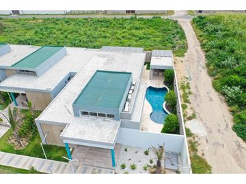 VENDO CASA EN PUNTA ROCA SABANILLA, PUERTO COLOMBIA