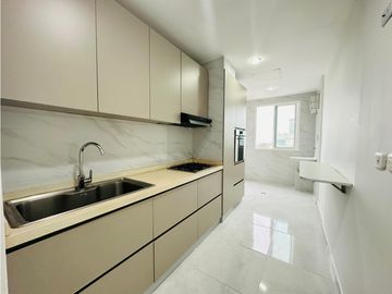 VENDO APARTAMENTO EN BARRIO SAN VICENTE, BARRANQUILLA