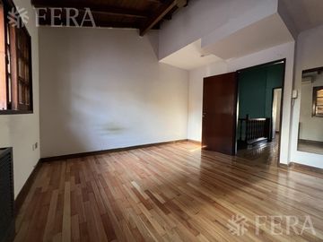 Venta PH 3 ambientes con cochera en Wilde