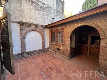 Venta PH 3 ambientes con cochera en Wilde