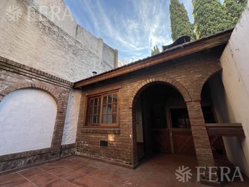 Venta PH 3 ambientes con cochera en Wilde