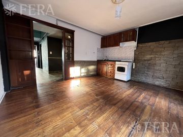 Venta PH 3 ambientes con cochera en Wilde