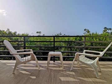 VIDA SERENA EN VILLA CONTEMPORÁNEA