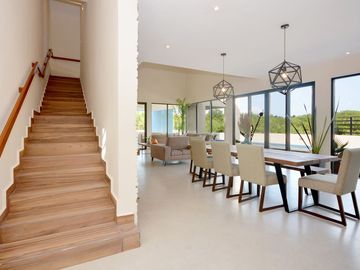 VIDA SERENA EN VILLA CONTEMPORÁNEA
