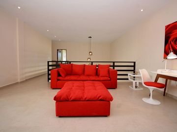 VIDA SERENA EN VILLA CONTEMPORÁNEA