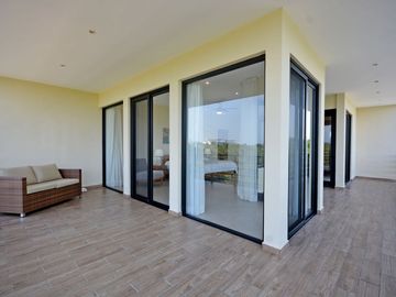 VIDA SERENA EN VILLA CONTEMPORÁNEA