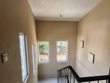 Renta casa en Lomas de Bellavista 25,000