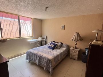 Renta casa en Lomas de Bellavista 25,000