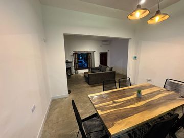 CASA EN VENTA BARRIO COLÓN GRAN OPORTUNIDAD