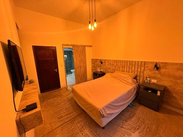 CASA EN VENTA BARRIO COLÓN GRAN OPORTUNIDAD
