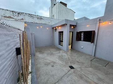 CASA EN VENTA BARRIO COLÓN GRAN OPORTUNIDAD