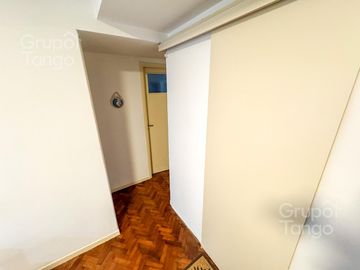 Venta Departamento Monserrat Dos Ambientes