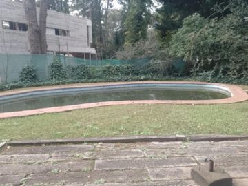 Casa en venta - 5 Dormitorios 5 Baños - Carilo