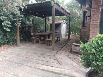 Casa en venta - 5 Dormitorios 5 Baños - Carilo