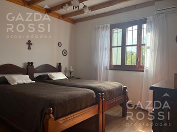 Casa en  venta en Adrogue