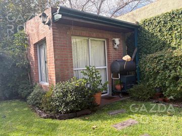 Casa en  venta en Adrogue
