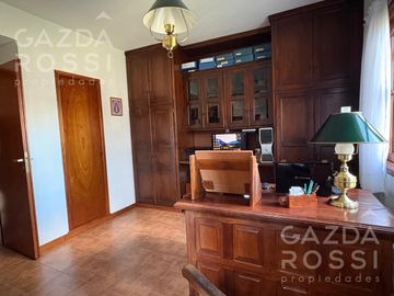 Casa en  venta en Adrogue