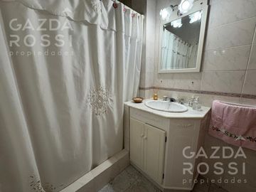 Casa en  venta en Adrogue