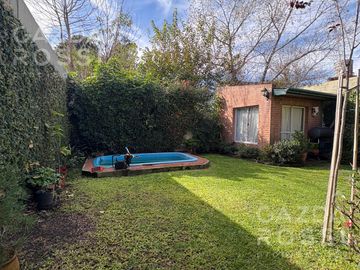 Casa en  venta en Adrogue