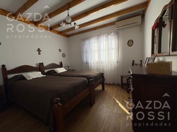 Casa en  venta en Adrogue