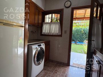 Casa en  venta en Adrogue