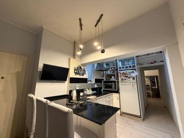 PH cuatro ambientes a la venta en wilde centro