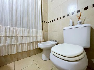 Departamento EN VENTA 2 amb. en CASTELAR Sur