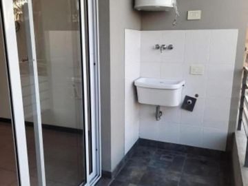 PH en venta - 1 Dormitorio 1 Baño - Castelar