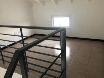 PH en venta - 1 Dormitorio 1 Baño - Castelar